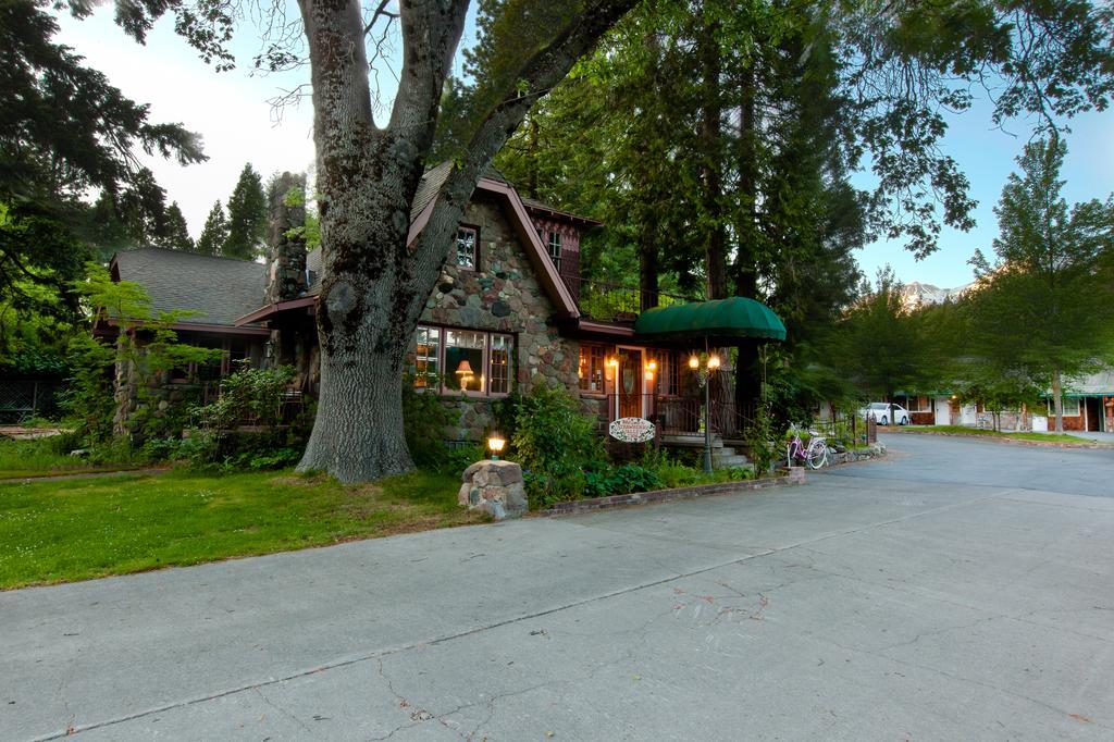 Strawberry Valley Gasthof 3*